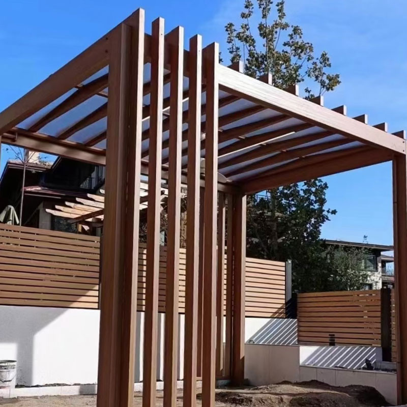 Pergola v imitácii kovu